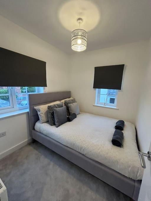 Luxury Countryside Stay - Waters Upton, تيلفورد المظهر الخارجي الصورة
